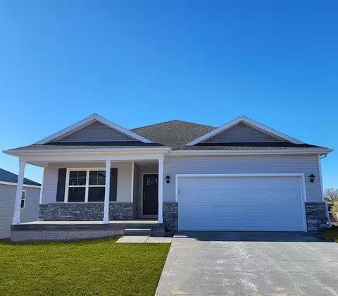 929 Juneberry Dr, Palo, IA 52324