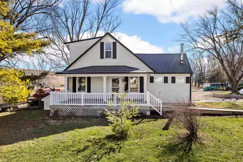 5103 Morse Rd, Iowa City, IA 52240