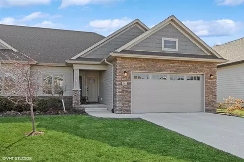 344 Russell Slade Blvd, Coralville, IA 52241