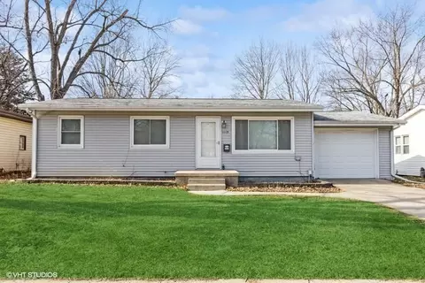 1115 Pine St, Iowa City, IA 52240