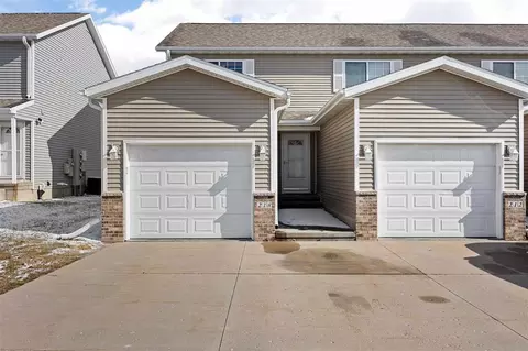 218 Alydar Dr, North Liberty, IA 52317