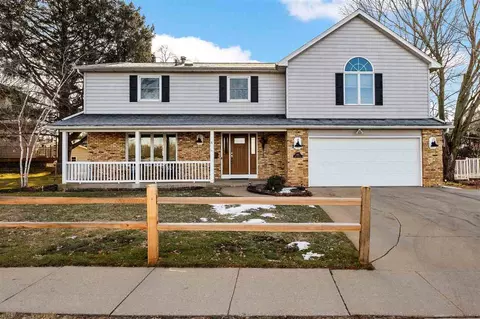 1605 W Benton St, Iowa City, IA 52246