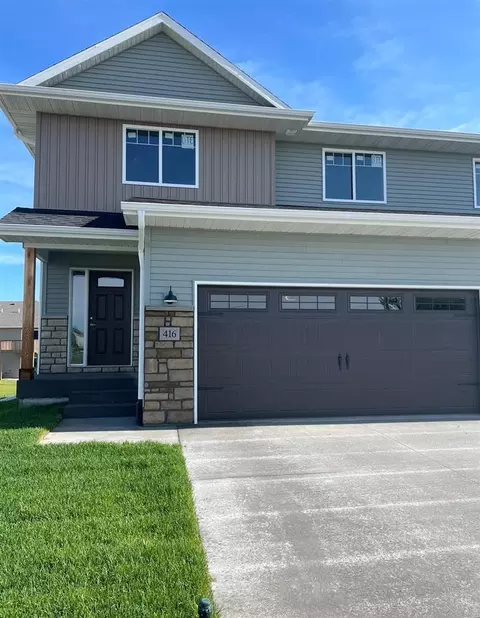 3343 Loethen Ln, Coralville, IA 52241