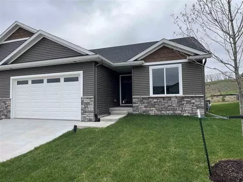 1313 Legend Dr, Tiffin, IA 52340