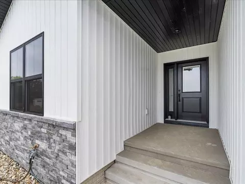 Exterior - 3050 Sunflower St, Ely, IA 52227 photo 5 of 6