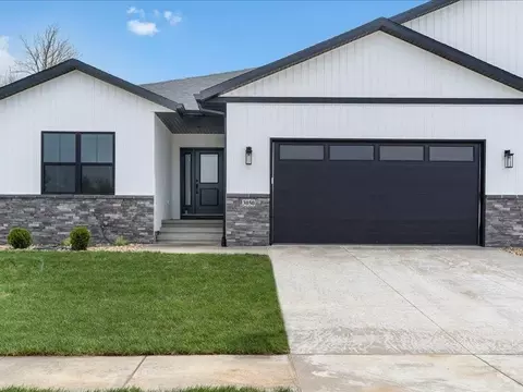 Exterior - 3050 Sunflower St, Ely, IA 52227 photo 2 of 6