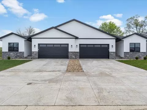 Exterior - 3050 Sunflower St, Ely, IA 52227 photo 4 of 6