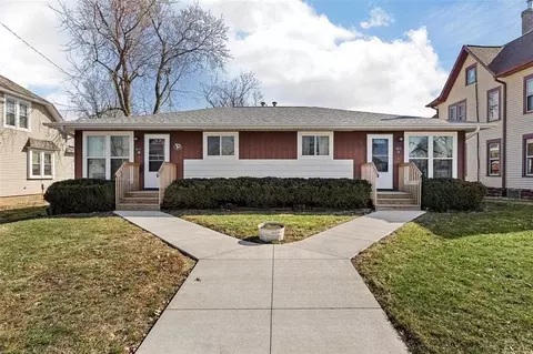 411 8th Ave, Clarence, IA 52216
