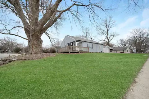 701 11th Ave, Coralville, IA 52241