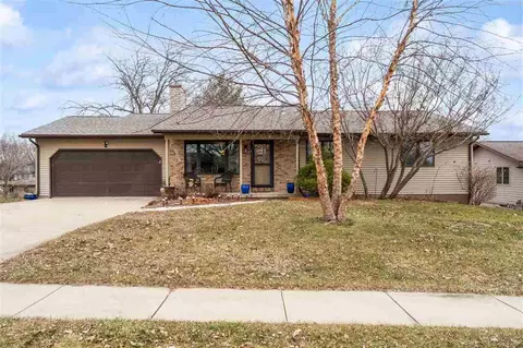 1951 Farrel Dr, Coralville, IA 52241