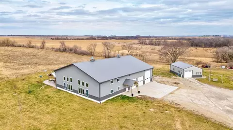 27082 140th St, Columbus Junction, IA 52738