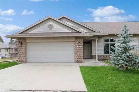 1651 Baldwin Ln, Iowa City, IA 52240