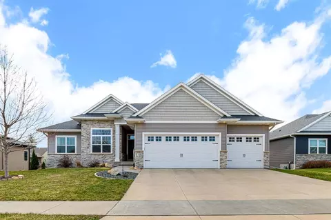 990 Grouse Ct, North Liberty, IA 52317