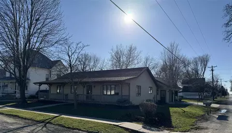 214 N Green St, Keota, IA 52248