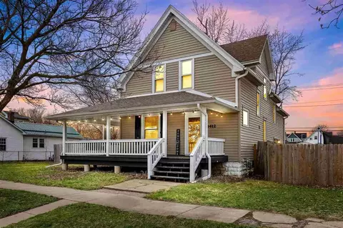 1412 J St SW, Cedar Rapids, IA 52404