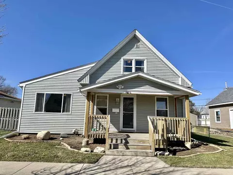 1606 SW K St, Cedar Rapids, IA 52404