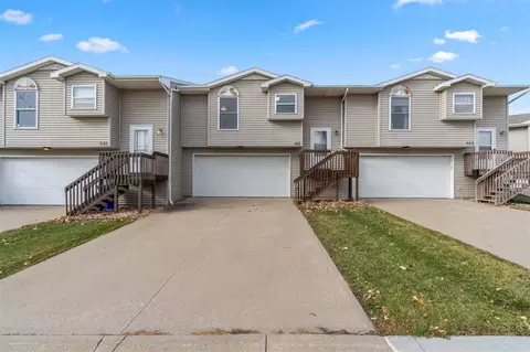 655 Jules Ct, North Liberty, IA 52317