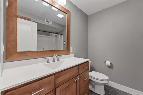 Bath - 1900 Meadow Pl, Ely, IA 52227 photo 6 of 6