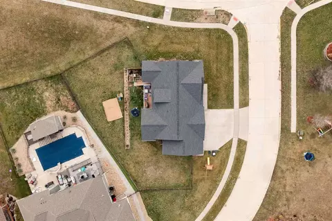 View/Area - 1900 Meadow Pl, Ely, IA 52227 photo 2 of 7