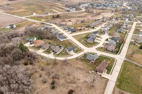View/Area - 1900 Meadow Pl, Ely, IA 52227 photo 3 of 7