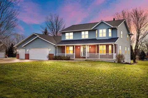 4039 Bruce Rd, Marion, IA 52302