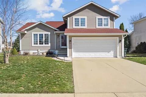 7718 Pin Tail Dr NE, Cedar Rapids, IA 52402