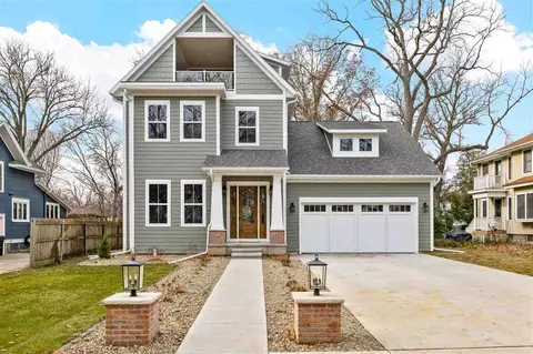611 Templin Rd, Iowa City, IA 52246