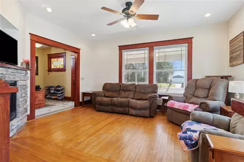 548 E 4th St, Tipton, IA 52772 photo 7