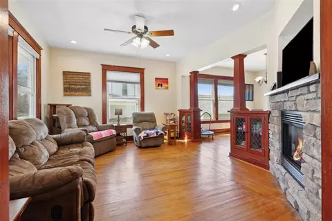 548 E 4th St, Tipton, IA 52772 photo 6