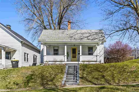 814 Church St, Iowa City, IA 52245
