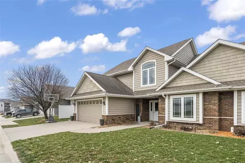 107 Wild Rose Ln, Solon, IA 52333