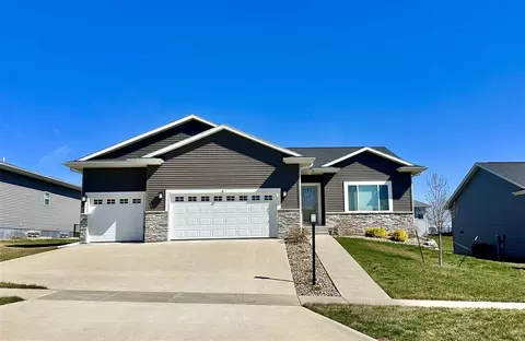 608 Fawn Ave, Tiffin, IA 52340