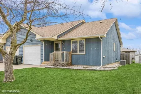 1714 Hollywood Blvd, Iowa City, IA 52240