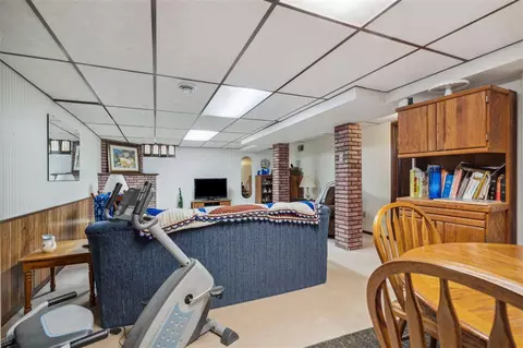 3217 Eastern Ave NE, Cedar Rapids, IA 52402 photo 21