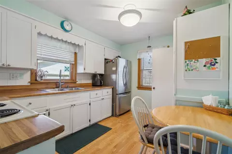 3217 Eastern Ave NE, Cedar Rapids, IA 52402 photo 11