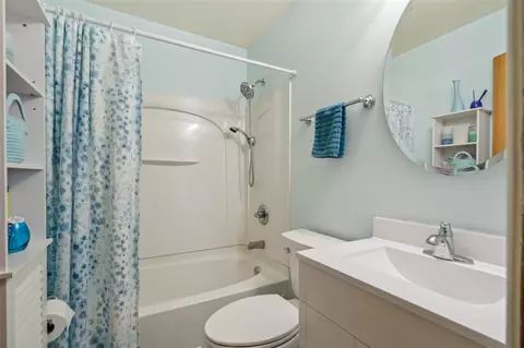 3217 Eastern Ave NE, Cedar Rapids, IA 52402 photo 10