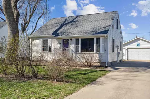 3217 Eastern Ave NE, Cedar Rapids, IA 52402 photo 2