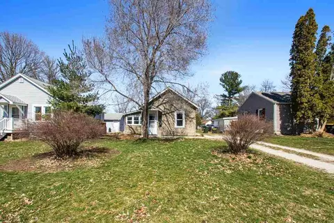 2006 H St, Iowa City, IA 52240
