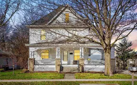 235 N Front St, North Liberty, IA 52317