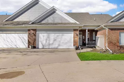 43 Colwyn Ct, Iowa City, IA 52245