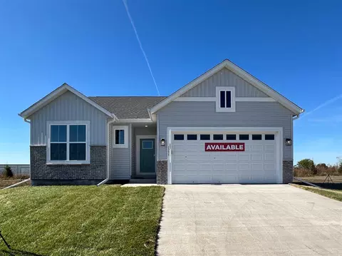 1255 Eisenhower Blvd, North Liberty, IA 52317