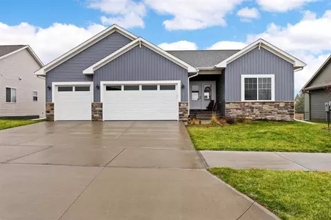 725 S Alexander Way, North Liberty, IA 52317