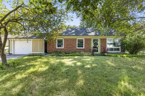 2517 Wayne Ave, Iowa City, IA 52240