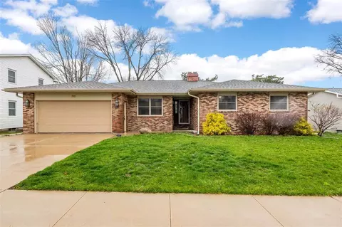 150 NW 31st St, Cedar Rapids, IA 52405
