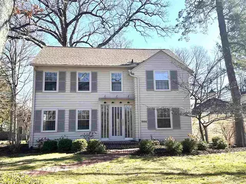 1006 Highwood, Iowa City, IA 52246