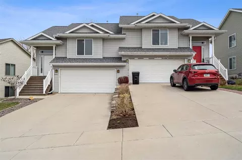 1448 Ozark Rdg, Coralville, IA 52241