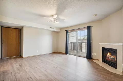 517 Kimberlite St, Tiffin, IA 52340