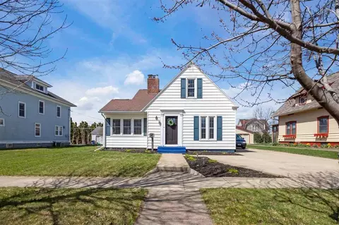 1109 A Ave, Vinton, IA 52349