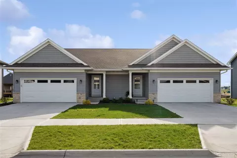 782 Brook Ridge Ave, North Liberty, IA 52317