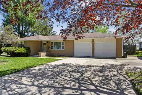1312 Spruce St, Iowa City, IA 52240